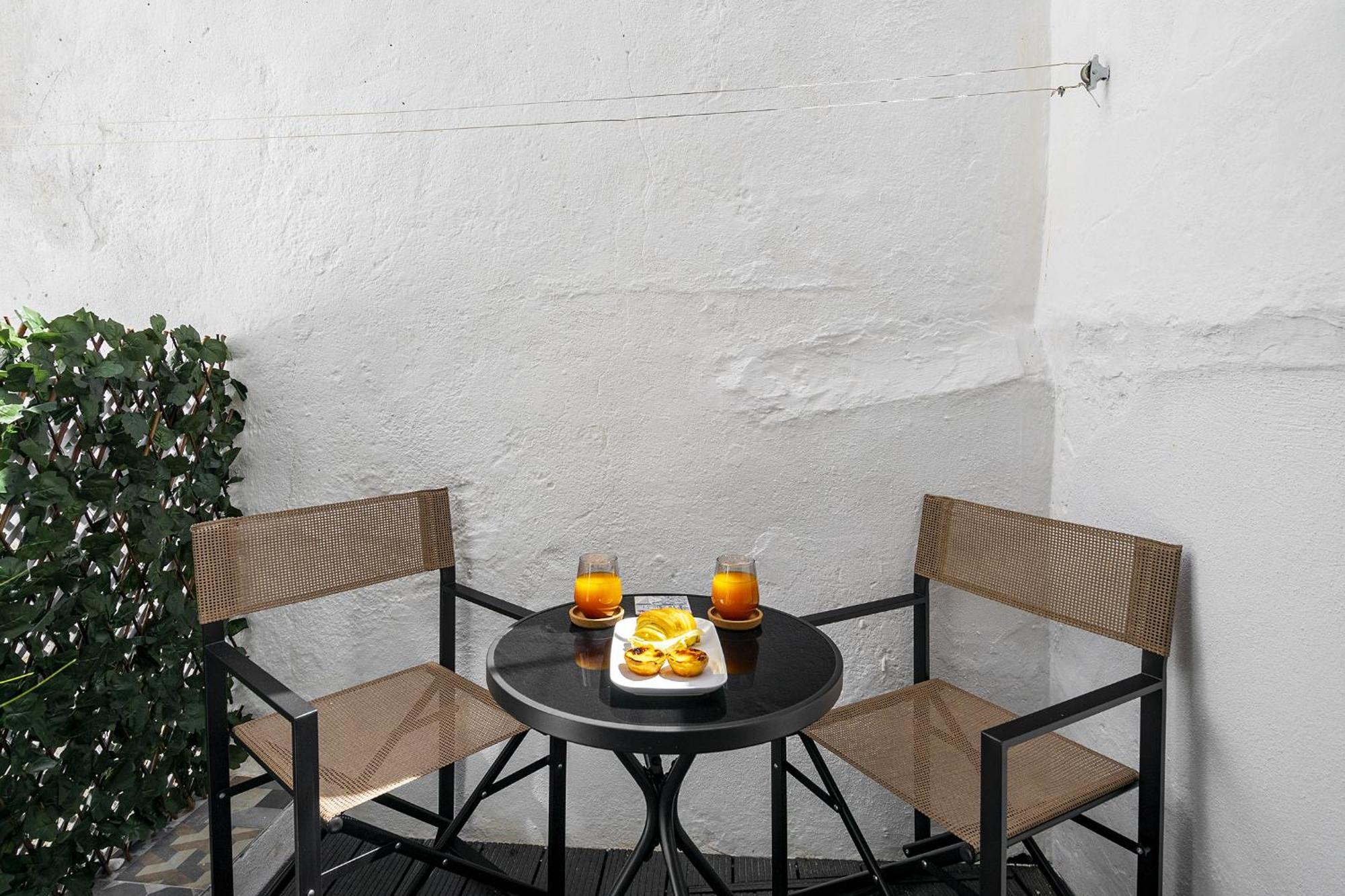 Whome Stylish Family Residence In The Heart Of Chiado Lisboa المظهر الخارجي الصورة